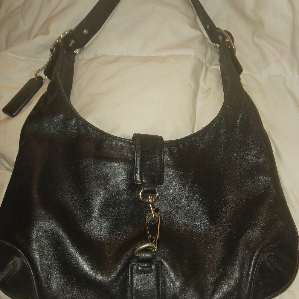 VINTAGE LEATHER BLACK COACH